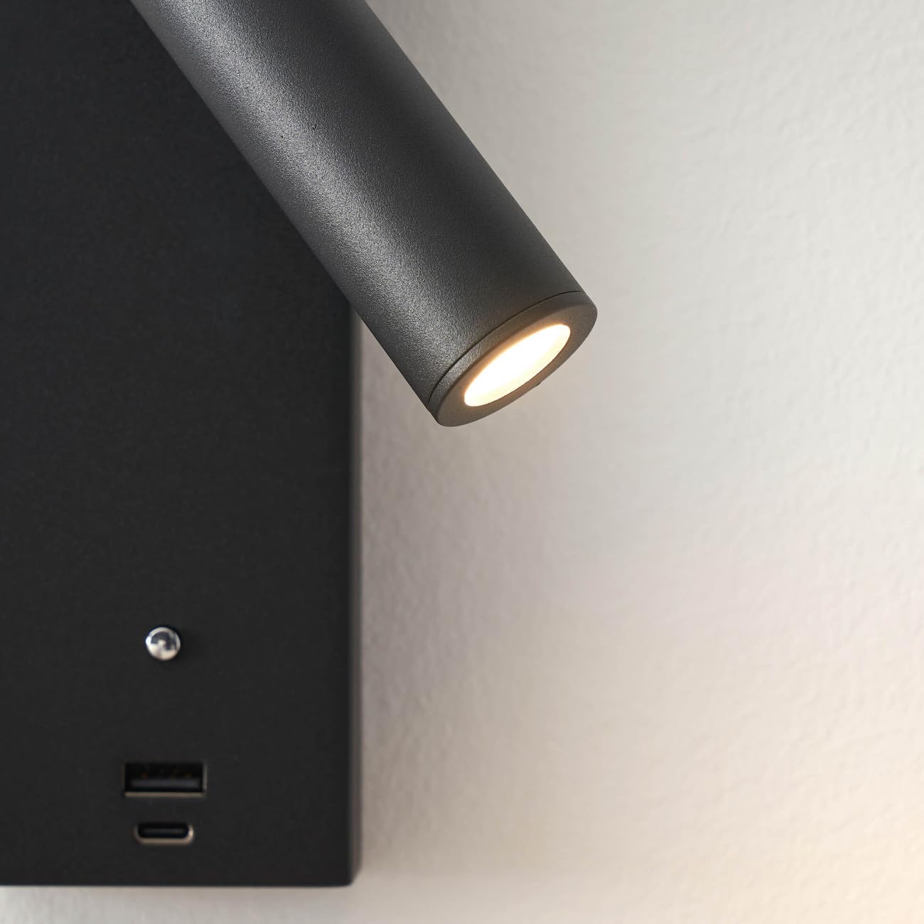 KOSILUM - Lampada LED per e-reader con porta USB dimmerabile, luce bianca calda, illuminazione soggiorno, camera da letto, cucina, corridoio, 210 lm, LED integrato, IP20