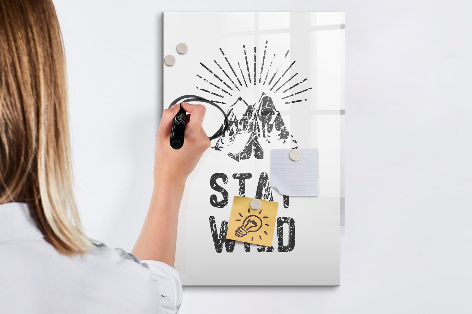 Glas-Magnettafel mit Neodym-Magneten, Marker & Schwamm | Hochwertiges Whiteboard aus gehärtetem Glas | Kratzfest, beschreibbar & für Büro, Homeoffice, Küche- 40x60cm - Bleibe in den wilden Bergen