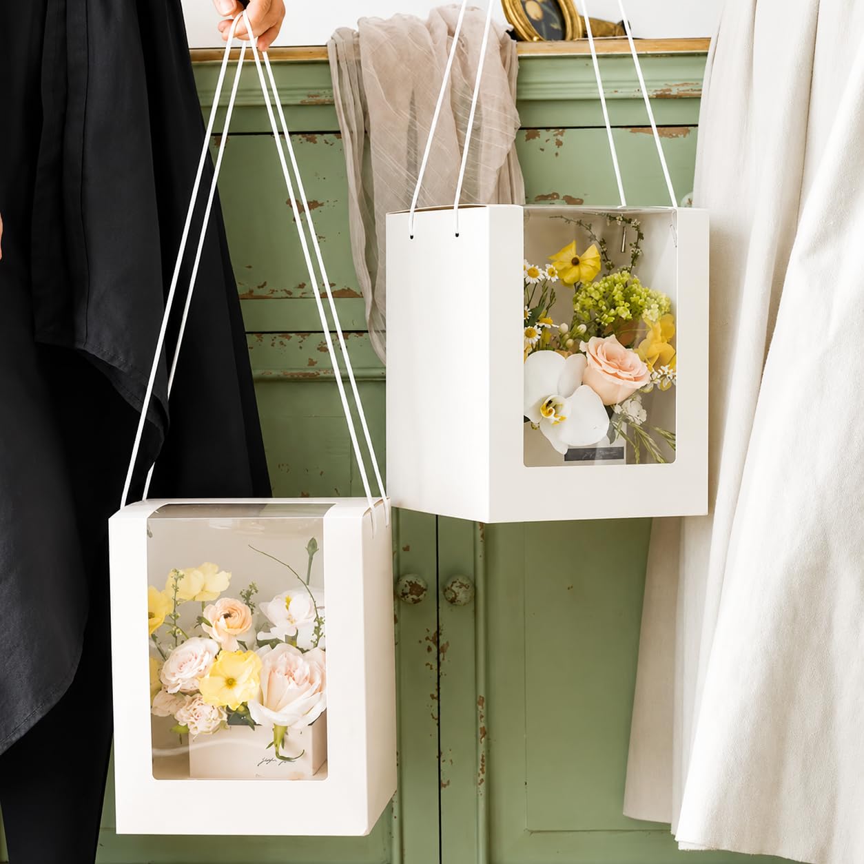 10 PZ Scatole Regalo con Finestra Trasparente, Scatole Portafiori in Cartone Bianco con Manici in Corda, Confezione Regalo Elegante per Bouquet, Fiori, Eventi e Cerimonie (10, Set di 10)