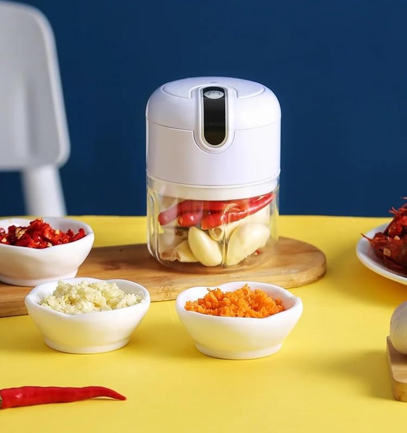 VIO® Electric Mini Garlic Onion Ginger Salad Fruits Veggies Spices Nuts Chopper Baby Food Puree Maker Portable Processor for Dicing Chopping Mincing Whisking Blending 250 ML (White)