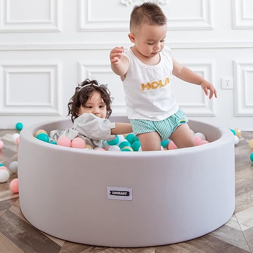 LUGRAOT Foso de bolas de espuma para niños pequeños 354 x 118 pulgadas suave y redondo para sala de juegos de bebés y juegos en interiores y