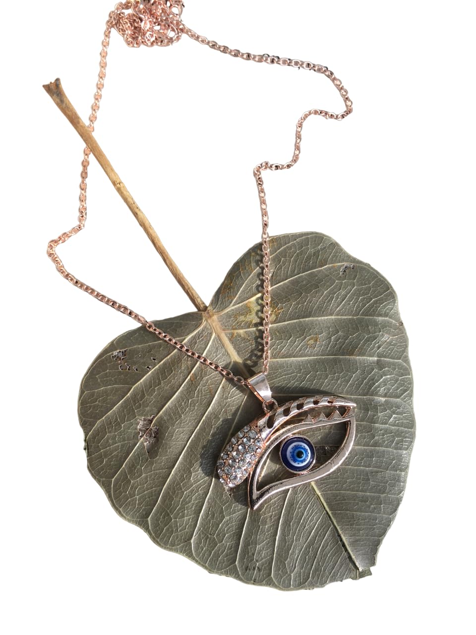 RAMya ENTERPRISEMinimal Accessories In Rose Gold beautiful single eye for Gives Aesthetic And soothing look to your Ourfit and enhance Your Glam