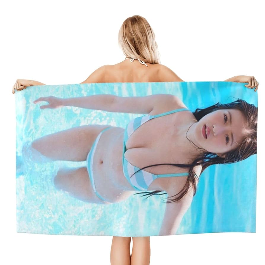 美品❤️フェラガモ❤️ビーチタオル 美品❤️フェラガモ❤️ビーチタオル KathyMom-Aina Hau