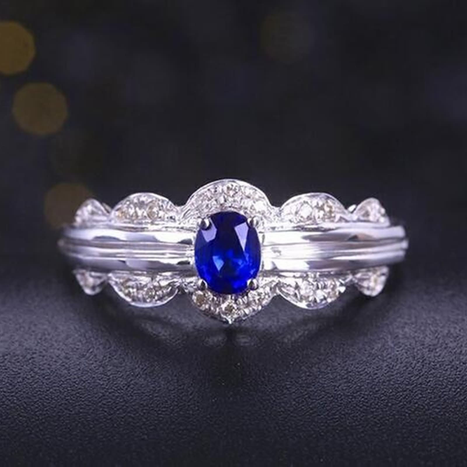 Daesar Anillo Boda Mujer con 4 Garras Oval con Zafiro Creado de 0.39ct y Moissanita, Oro Blanco 9K/14K/18K, Anillos Alianza Plata Azul