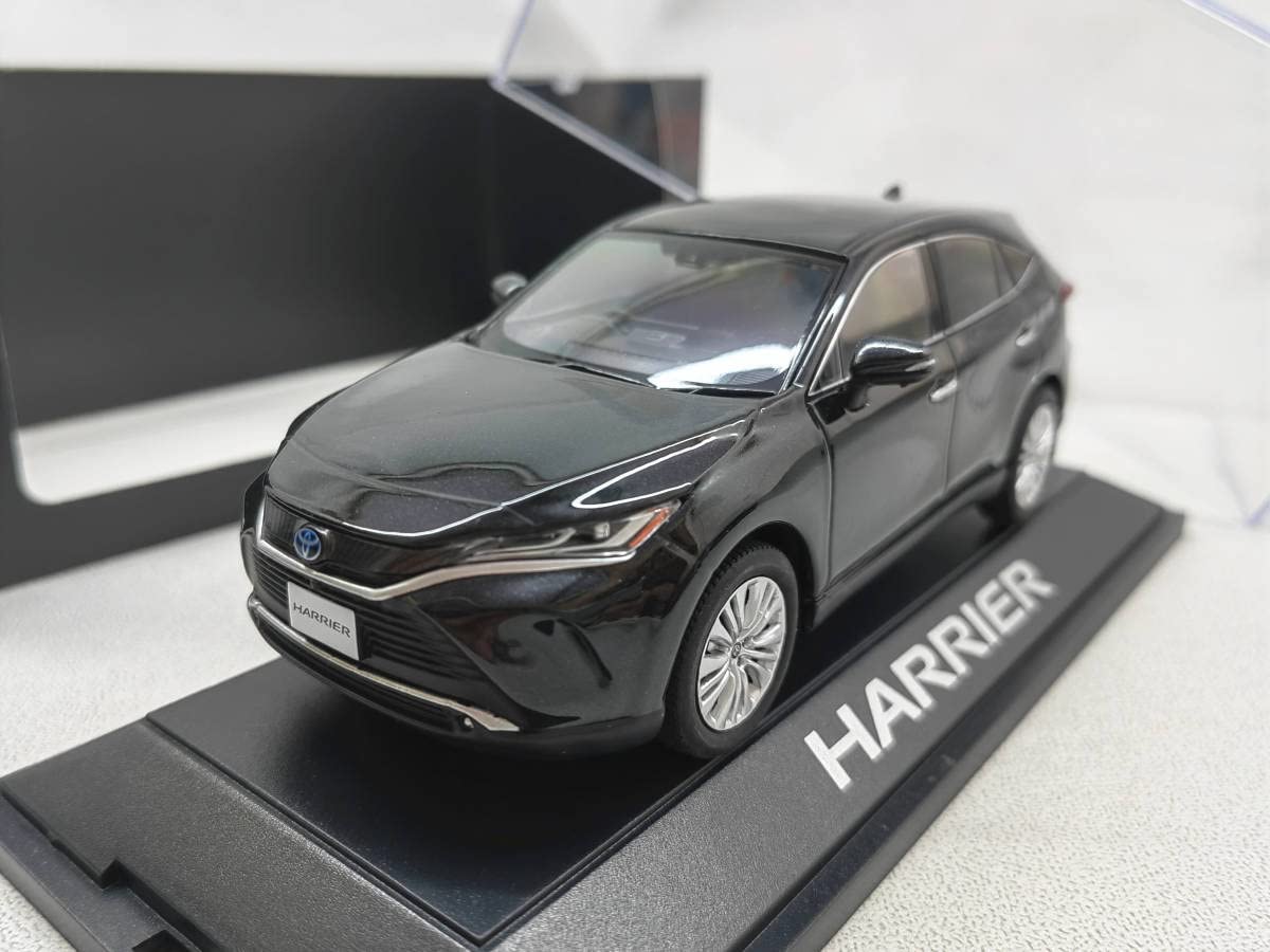 トヨタ 1⁄30 オフィシャルミニカー 新型 ハリアー HARRIER 新型ハリアー1/30ミニカー トヨタ ハリアー HARRIER ミニカー 黒