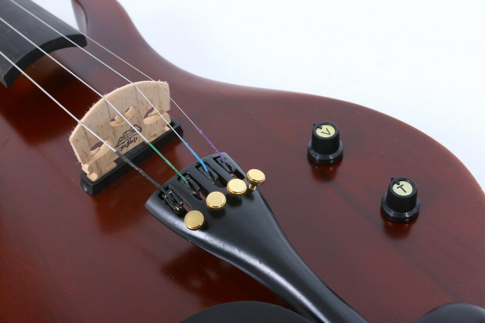 Kit violino elettrico silenzioso 4/4 full-size per violino elettrico silenzioso corpo in legno massello con accessori in ebano a forma di chitarra potente suono, custodia, arco