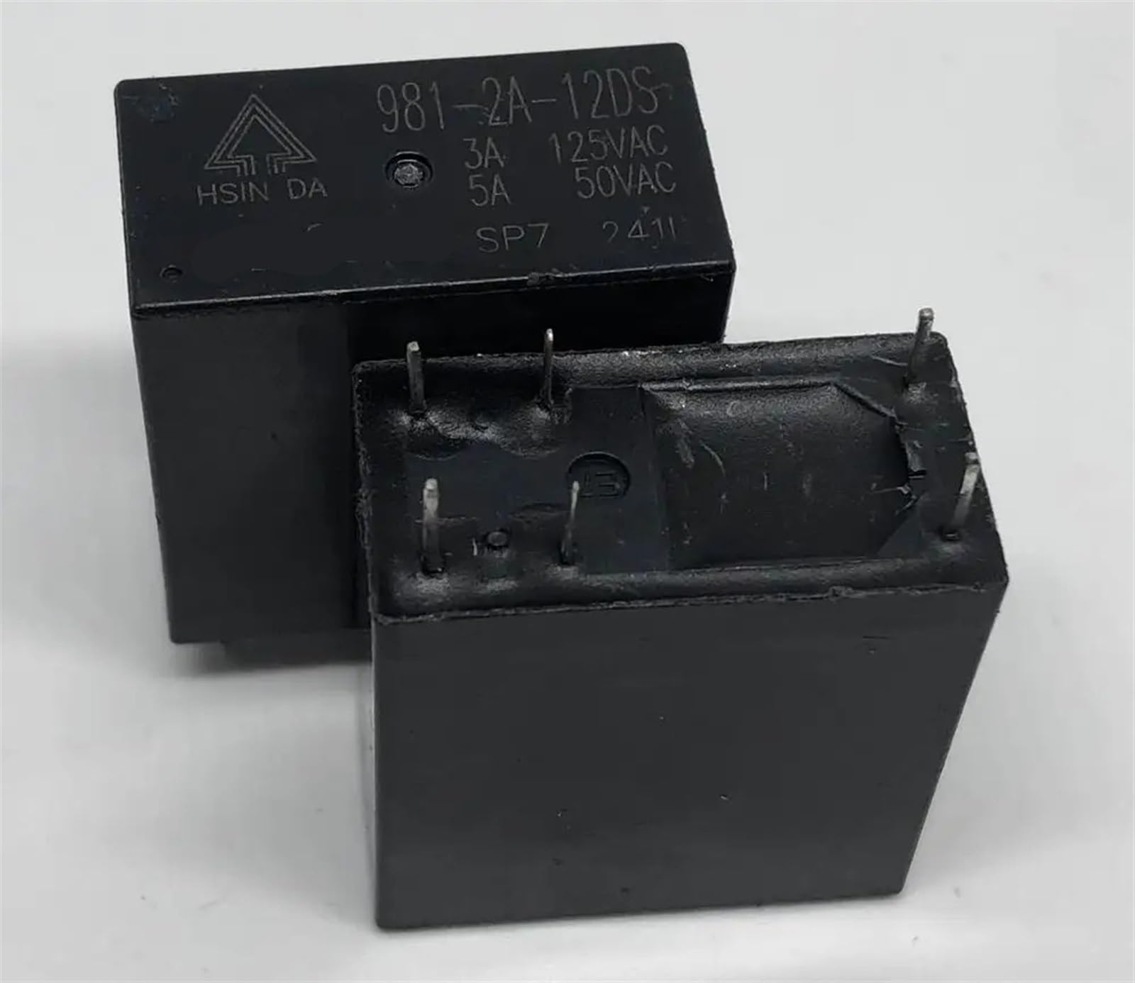 Relais électromécanique 42F-2A-24V/12V-5A miniature pour circuits de commande - 3