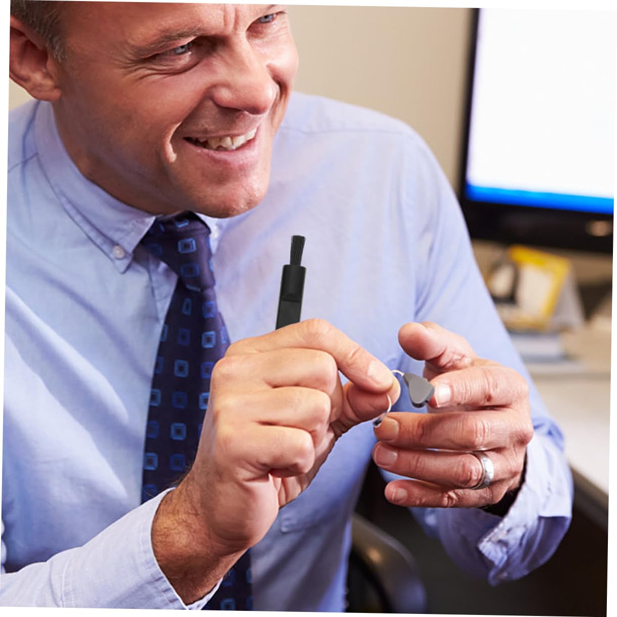 KOCKSHION 6Pcs Nylon Brush for Amplifier and Earbuds Maintenance Non Slip Handle Durable Material Compact Design for Daily Cleaning Needs