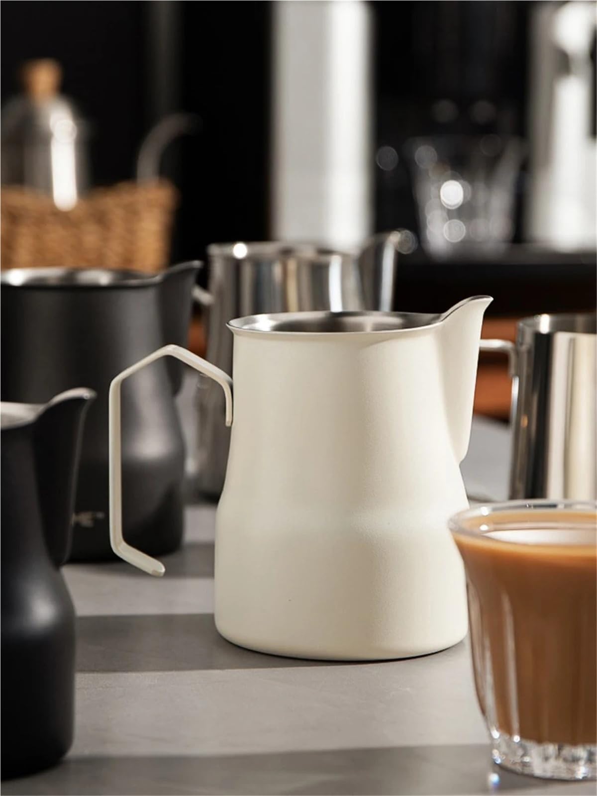 Jarra de espuma de leche de acero inoxidable de 350 ml, 500 ml, 700 ml, jarra de leche para latte, capuchino, espresso, barista (350 ml, plateado)