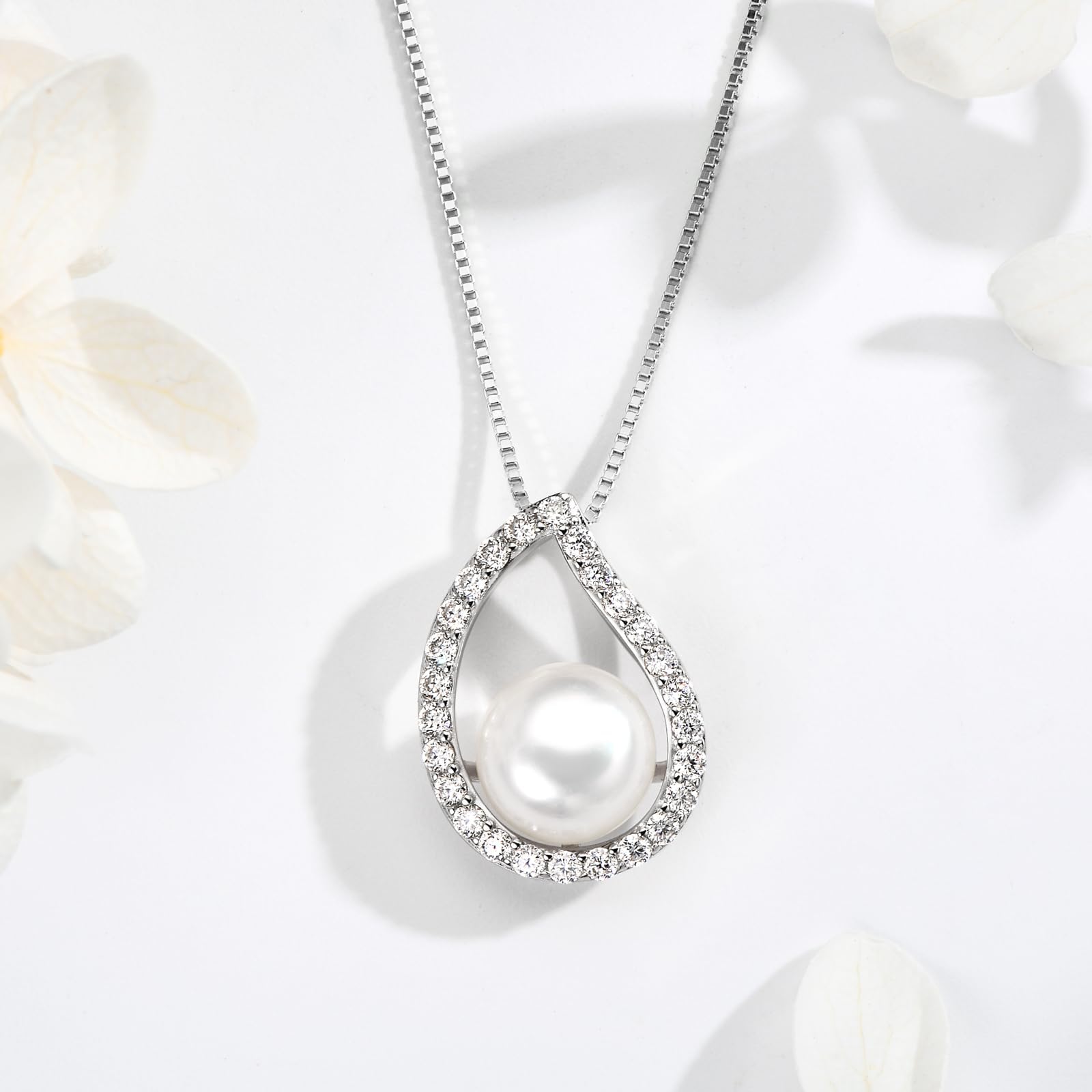 DENGGGUANG Freshwater Pearl Pendant Necklaces for Women, Sterling Silver Infinity Single Pearl Necklace with Shiny Moissanite Wedding Jewelry Gift for Bride Bridesmaid