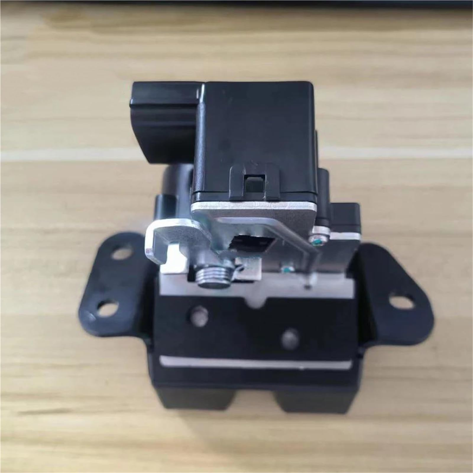Ujnheq One Color Car Rear Trunk Tailgate Latch Lock Actuator For Kia For Soul 2010-2013 For Sorento 2011-2013