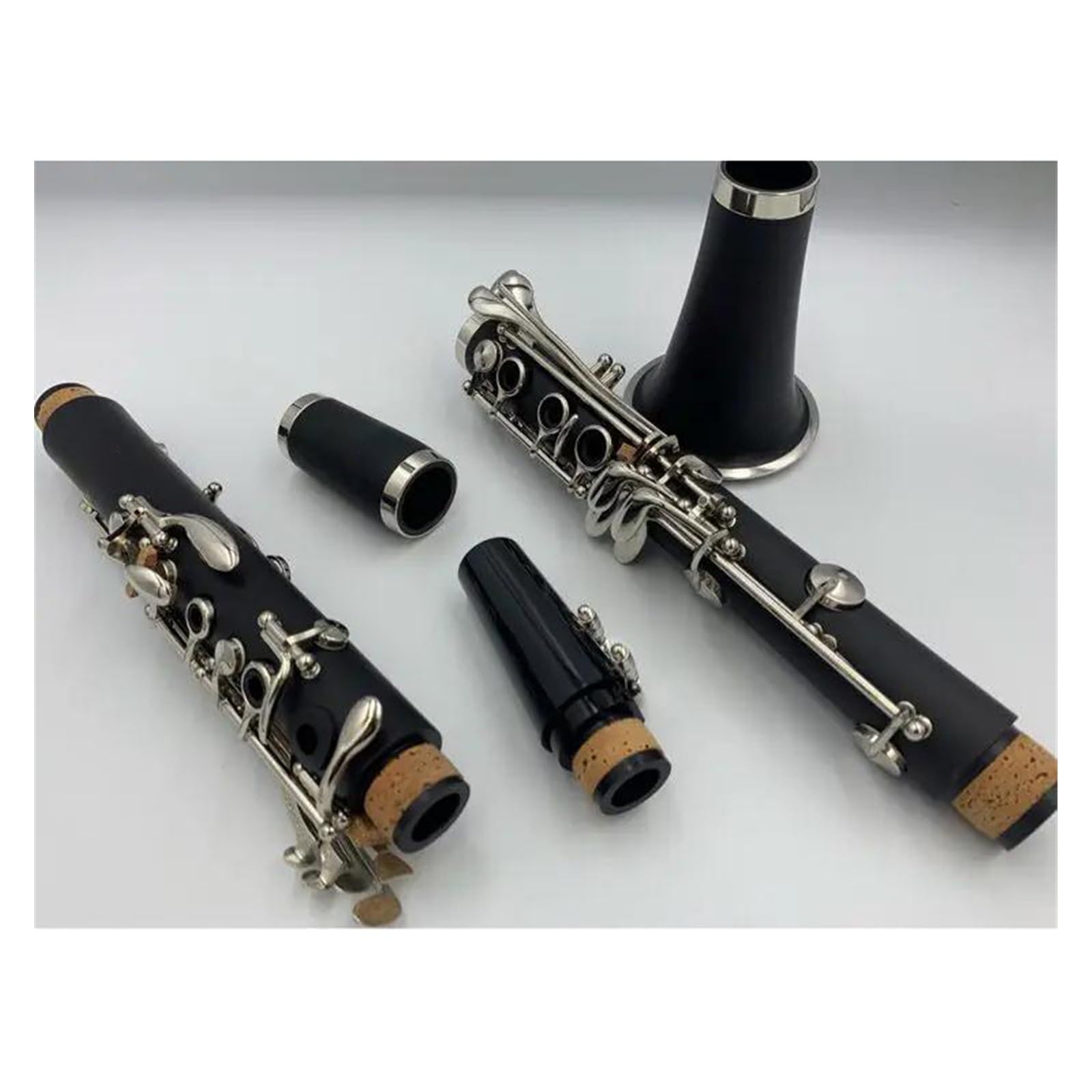 木製クラリネット 17キー ケース付き 木製クラリネット 17キー ケース付き