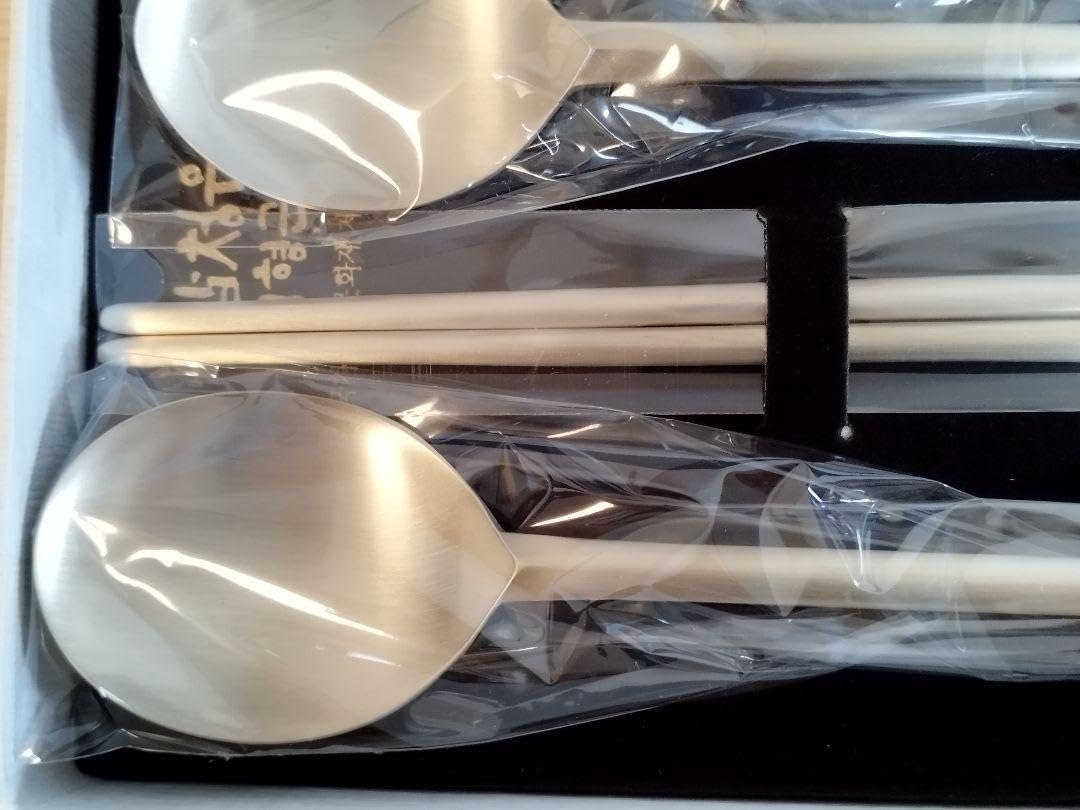 韓国　ナプチョンユギ　Napchen-Yugi 箸とスプーンセット Amazon.co.jp: 韓国カトラリーセット Napcheong-Yugi スプーン箸セット