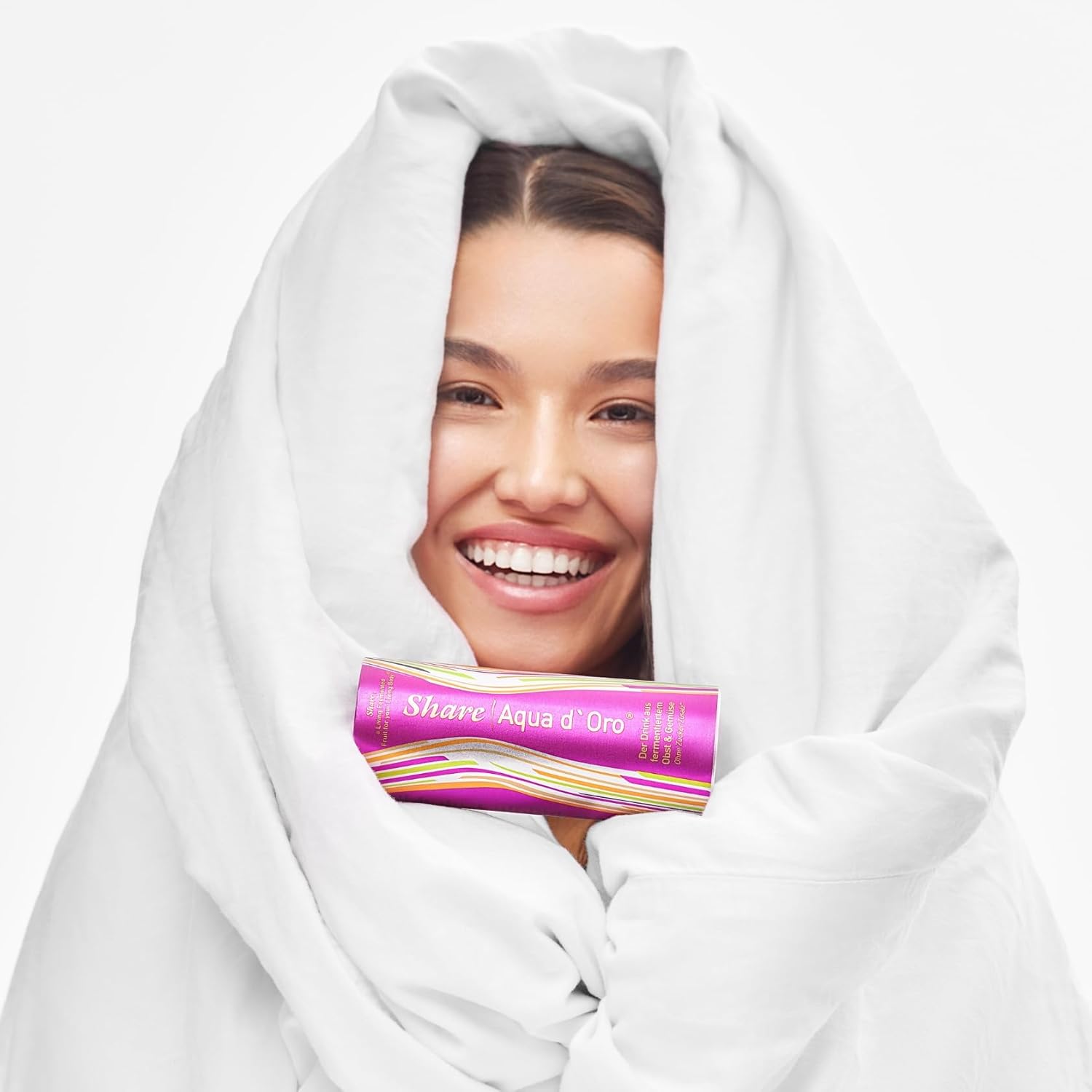 Share Aqua d’Oro – a unique drink made from fermented fruit and vegetable juices | naturally refreshing taste | enjoyable at any time of day, at home or on the go | 4 x 240 ml