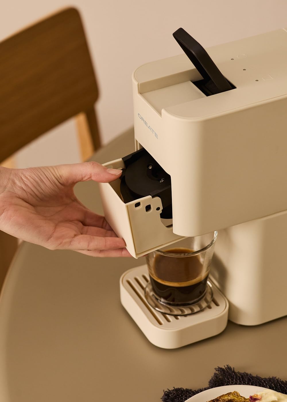 CREATE - THERA MOVE - Cafetière Espresso Portable 15 Bars Pour Capsules Et Cafe Moulu Blanc Casse 96465505