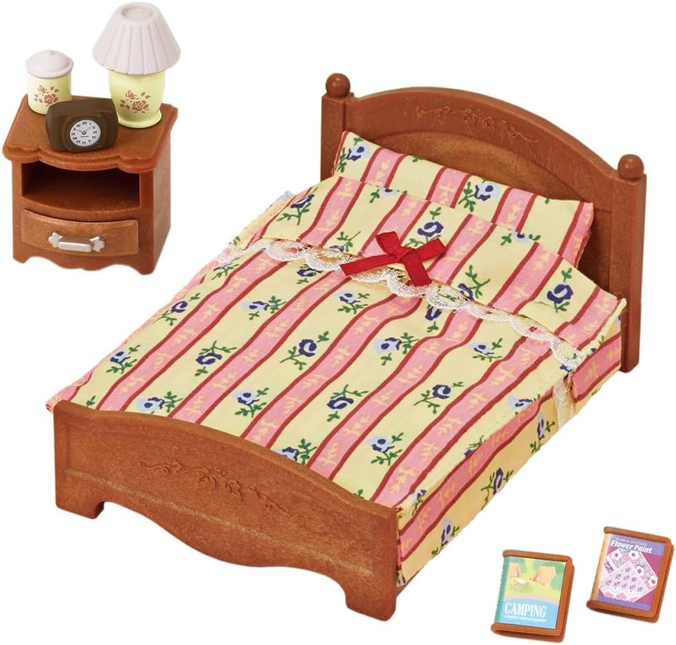 Sylvanian Families 5019 Yarı Çift Kİşilik Yatak Oyuncak Bebek ve Aksesuarlar