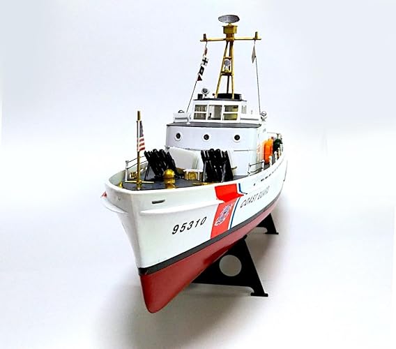 Buy Lindberg Plastic USA 1/82 Scale US Coast Guard Cape-Class