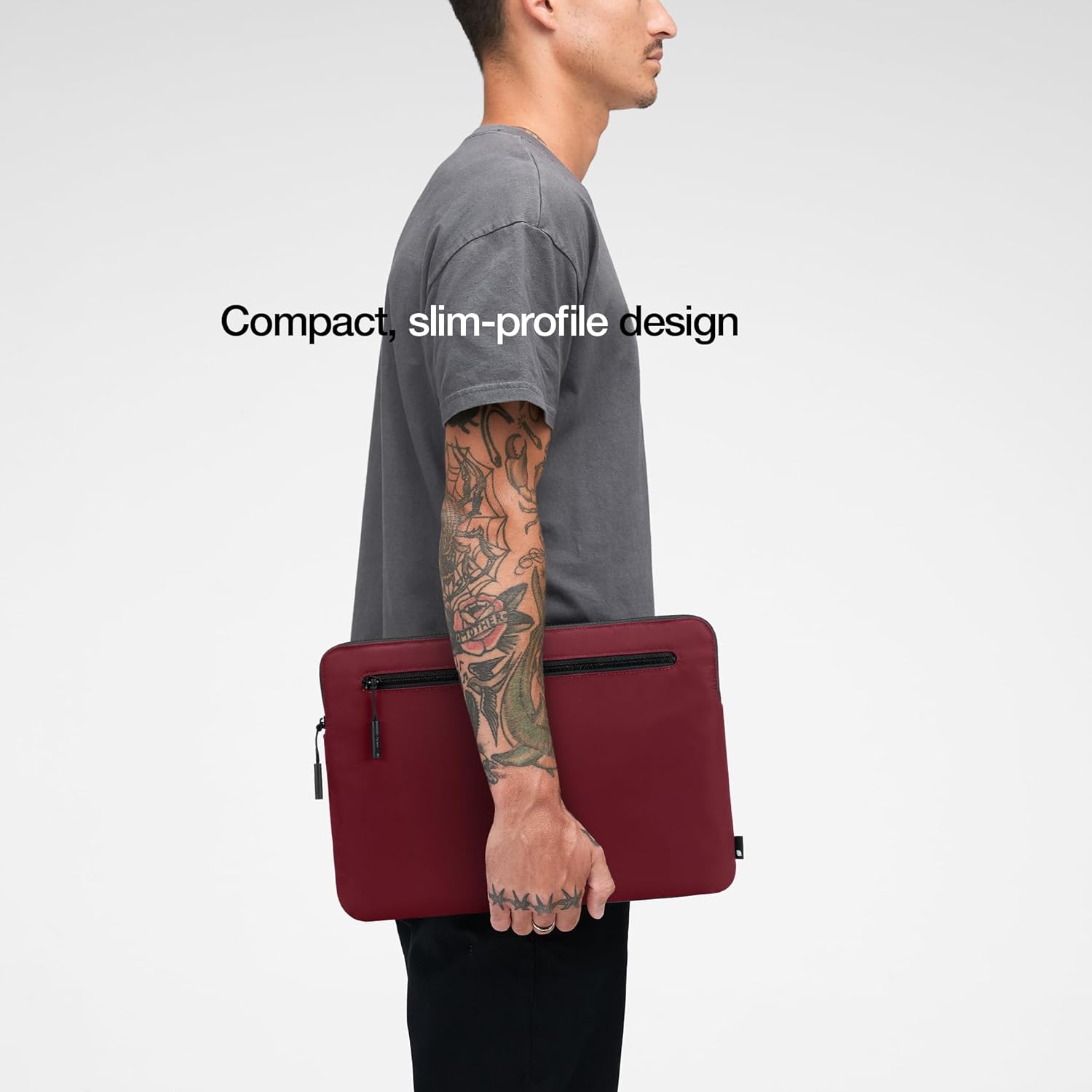 Incase Compact Laptop Sleeve with Flight Nylon - 14-inch MacBook/Laptop & iPad/Tablet Sleeve - Faux Fur Lining, Lightweight, Durable, Weather Resistant, Slip Pocket for Accessories - Cosmic Red - Image 4