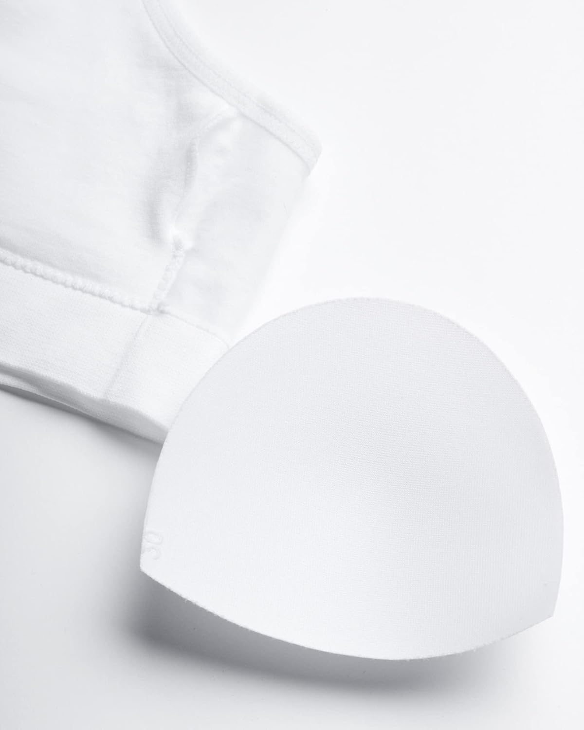 Reebok Girls Training Bras - 4 Pack Girls Bras Racerback Crop Cami Bralette with Removable Pads - Soft Seamless Bra for Teens - Image 4