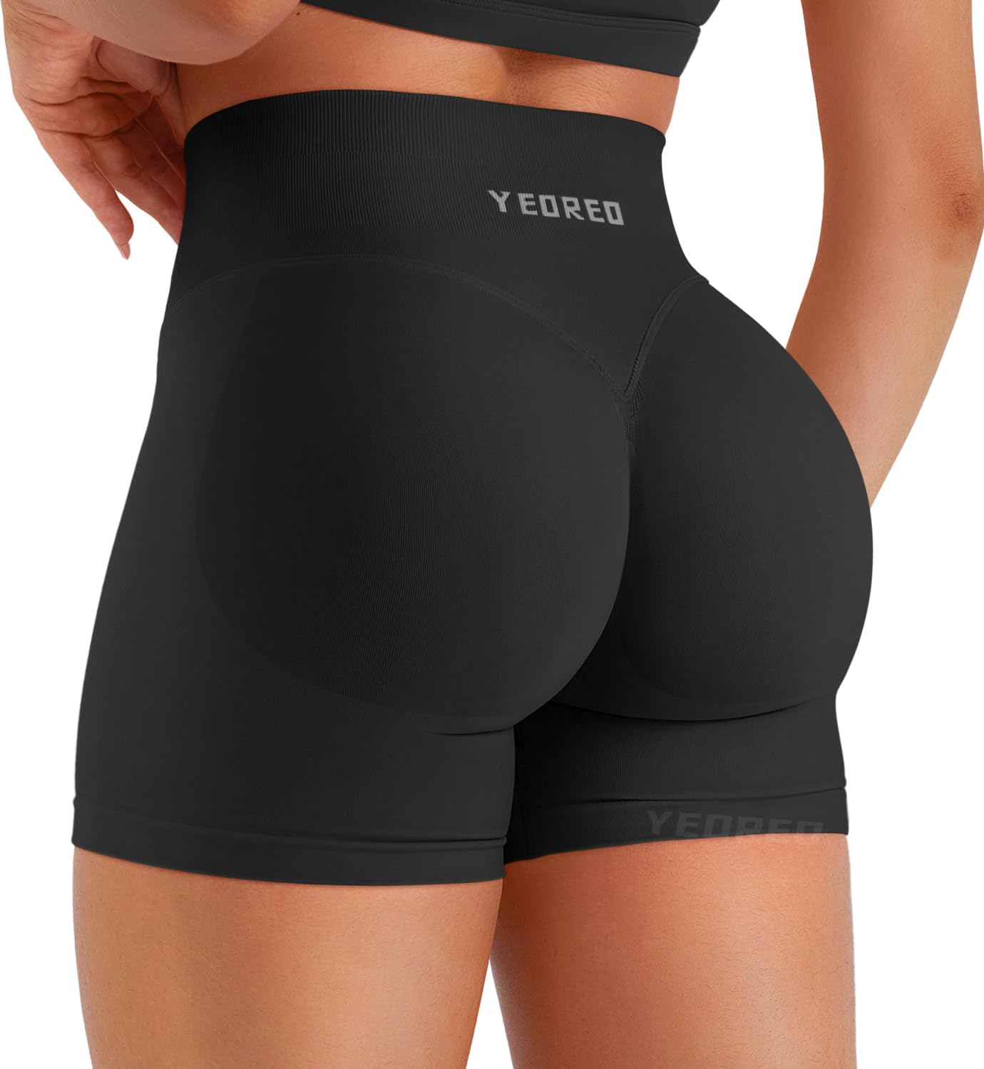 YEOREO Invisible Scrunch Butt Sport Shorts Damen 4.5" Nahtlose High Waist Booty Gym Yoga Shorts Damen Push Up Kurze Leggings Butt Lifting Kurze Sporthose Workout Radlerhose Schwarz M