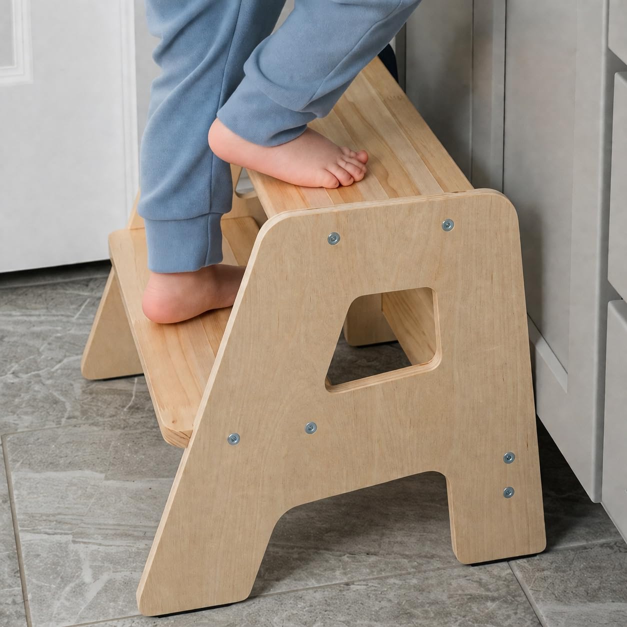 Ocodile 2-Step Wooden Step Stool