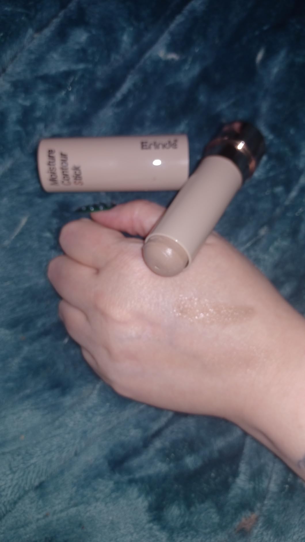 Erinde Cool Toned Contour Stick for Fair Skin, Large Capacity Grey Brown Cream Contour Makeup Stick, Smooth Blendable Matte Bronzer, Waterproof & Long Lasting Face Shaping Nose Contouring Sticks