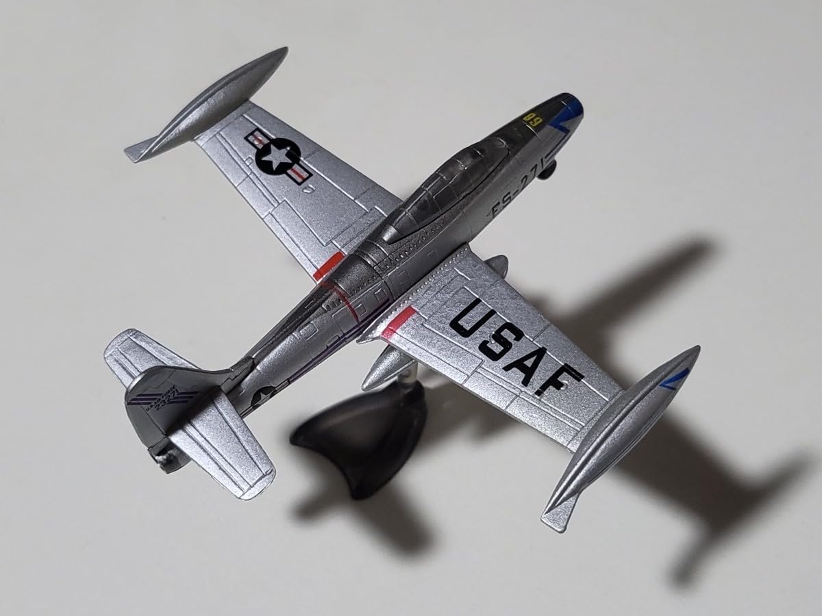 Amazon.co.jp: チョコエッグ 戦闘機シリーズ 第3弾 F-84G サンダー