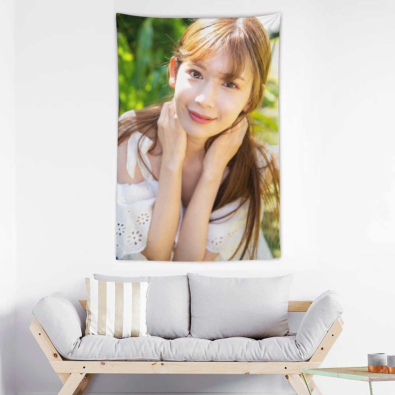 Amazon.co.jp: 明里つむぎ (2)タペストリー カーテン ソファカバー