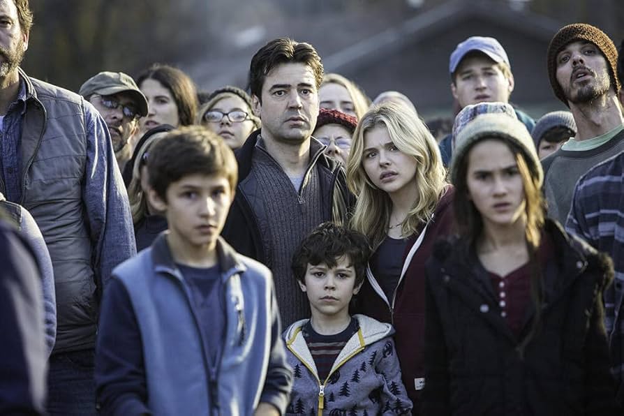 その他 The 5th Wave [Blu-ray] Amazon.com: The 5th Wave [Blu-ray] : Chlo Moretz, Nick