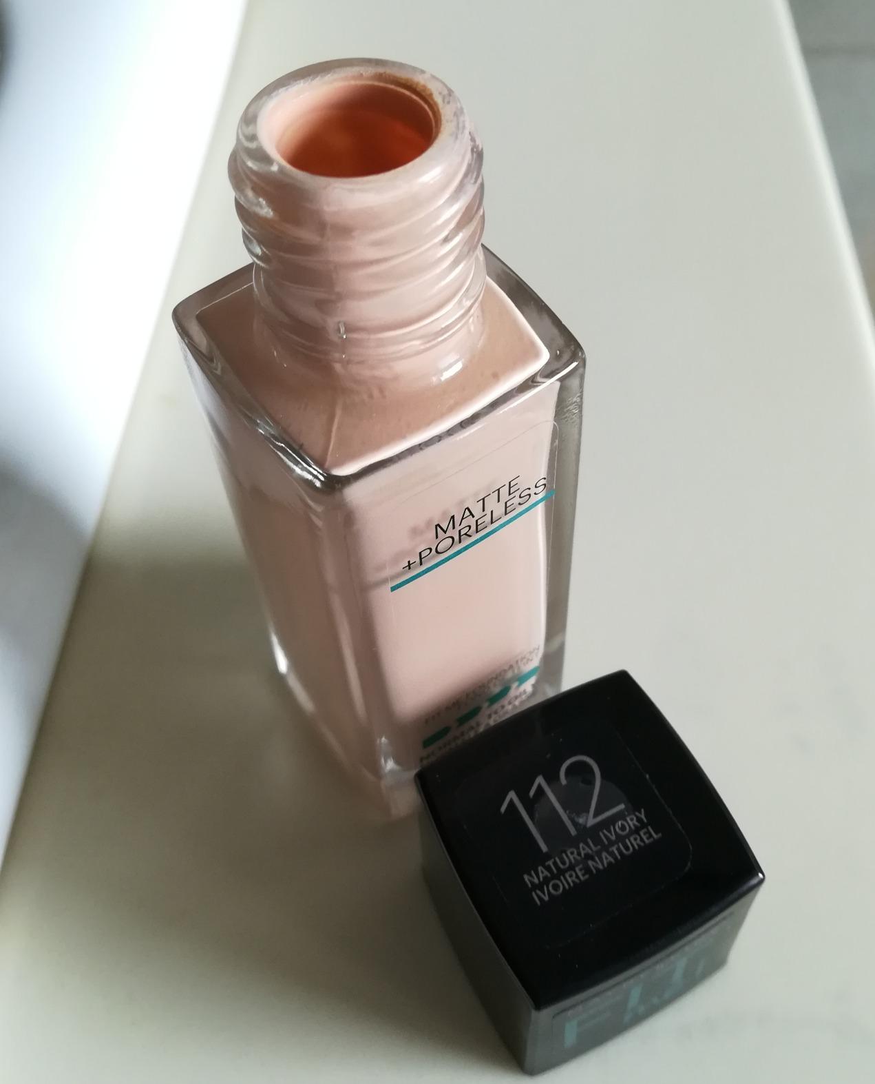 Maybelline New York Maybelline Fit Me Matte + Poreless Liquid Oil-Free Foundation Makeup, Natural Ivory, 1 Count (Packaging May Vary)