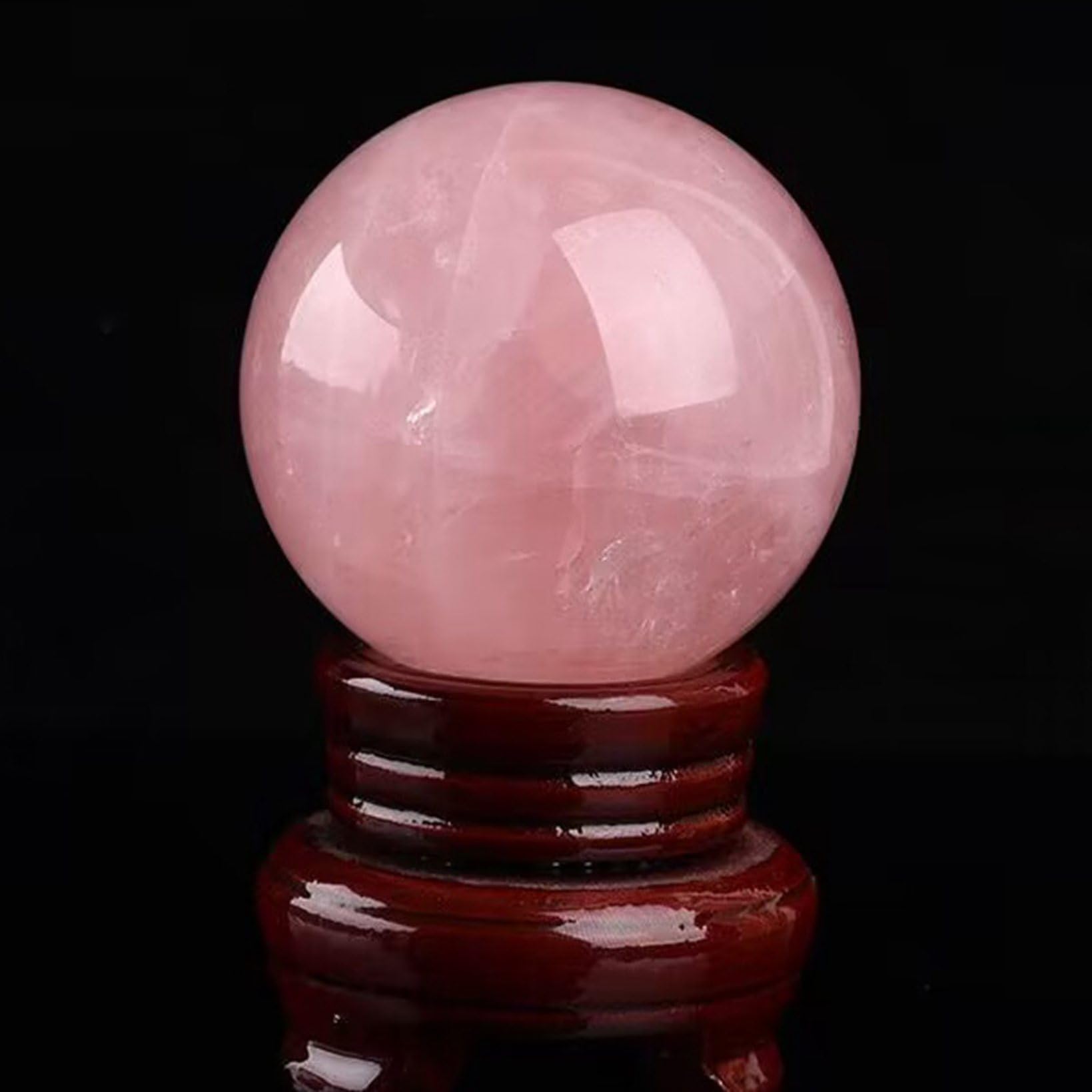 ピンク水晶玉 約20cm(ローズクォーツ) 木製台座付き ピンク水晶玉 約20cm(ローズクォーツ) 木製台座付き