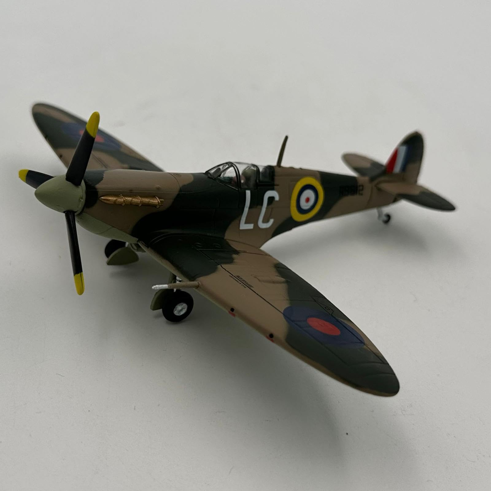 Amazon | TTETTZ 1: 72 スピットファイア戦闘機モデルミニチュア多用途