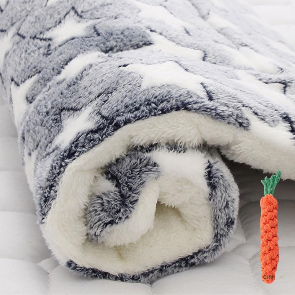 FANSU Comfy Dog Bed Mat Flannel Cashmere Cats Beds Pad Warm Self Heating Pet Pad Plush Blanket for Puppy Kitten Washable Reversible for Indoor Outdoor Car (61x41cm,Grey Stars)