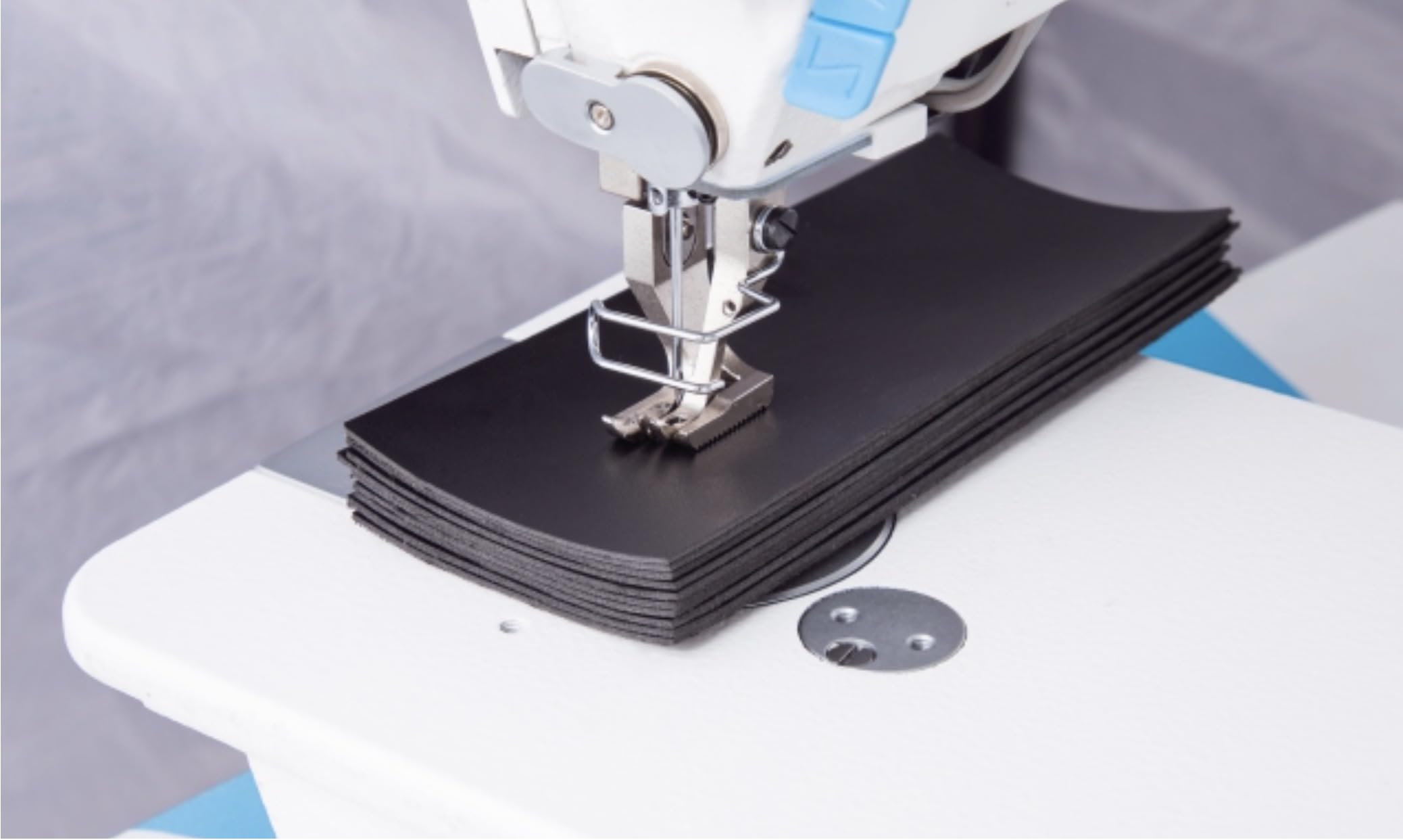 GDG Jack H2-A Macchina per Cucire Industriale Lineare Triplice Trasporto con Motore Direct Drive Integrato