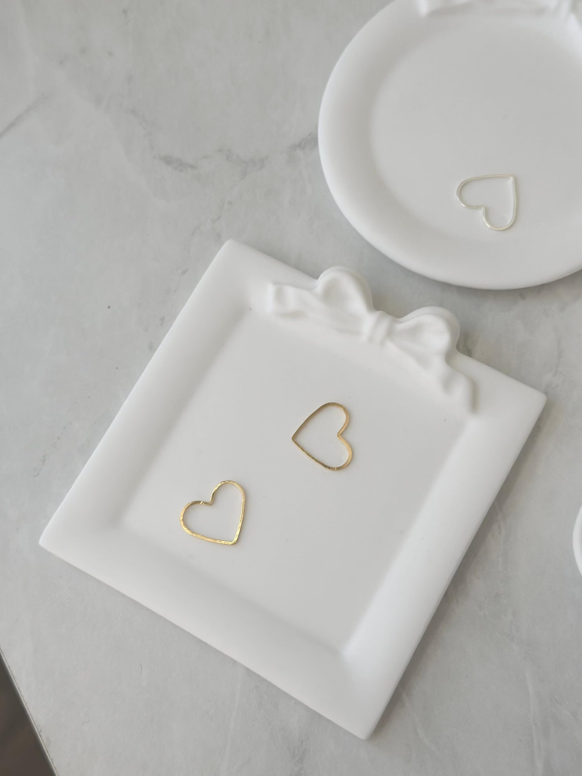 Decorative Ceramic Square Tray with Bow Edge and Heart Design, White, Jewellery Organiser-image-14