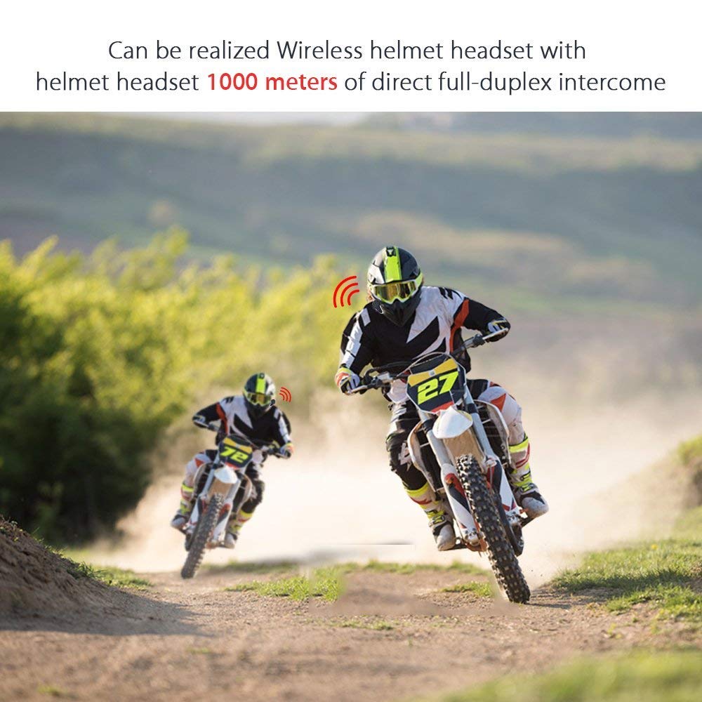 Image depicting two motorcyclists riding on a dirt road, with a graphic overlay showing wireless signals between them, illustrating the 1000-meter direct full-duplex intercom range.