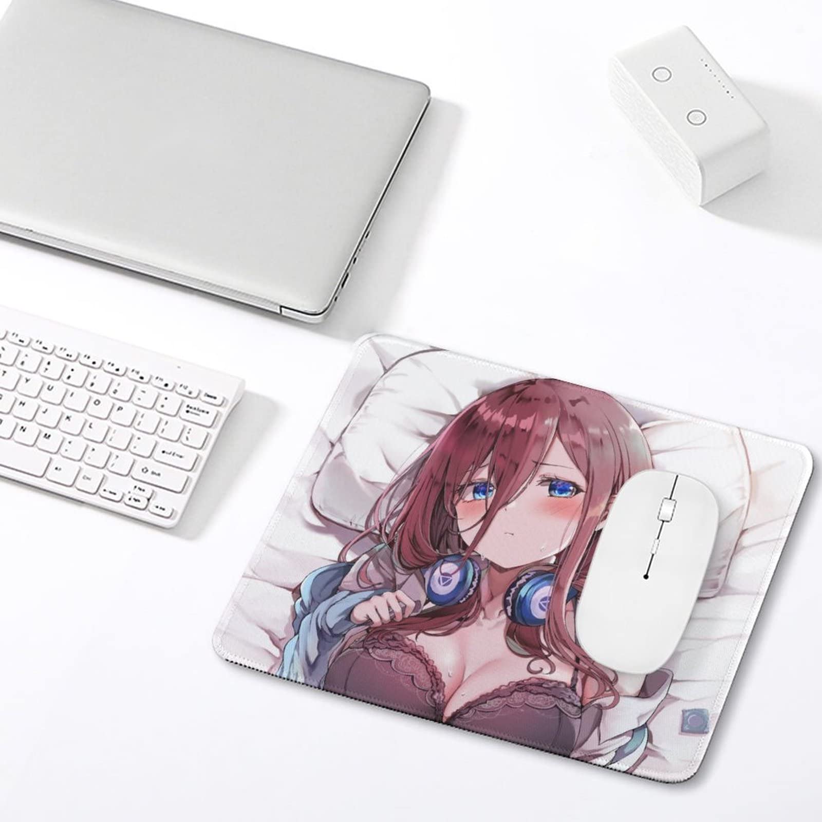 Amazon.co.jp: マウスパッド 五等分の花嫁 中野三玖2【ラバー