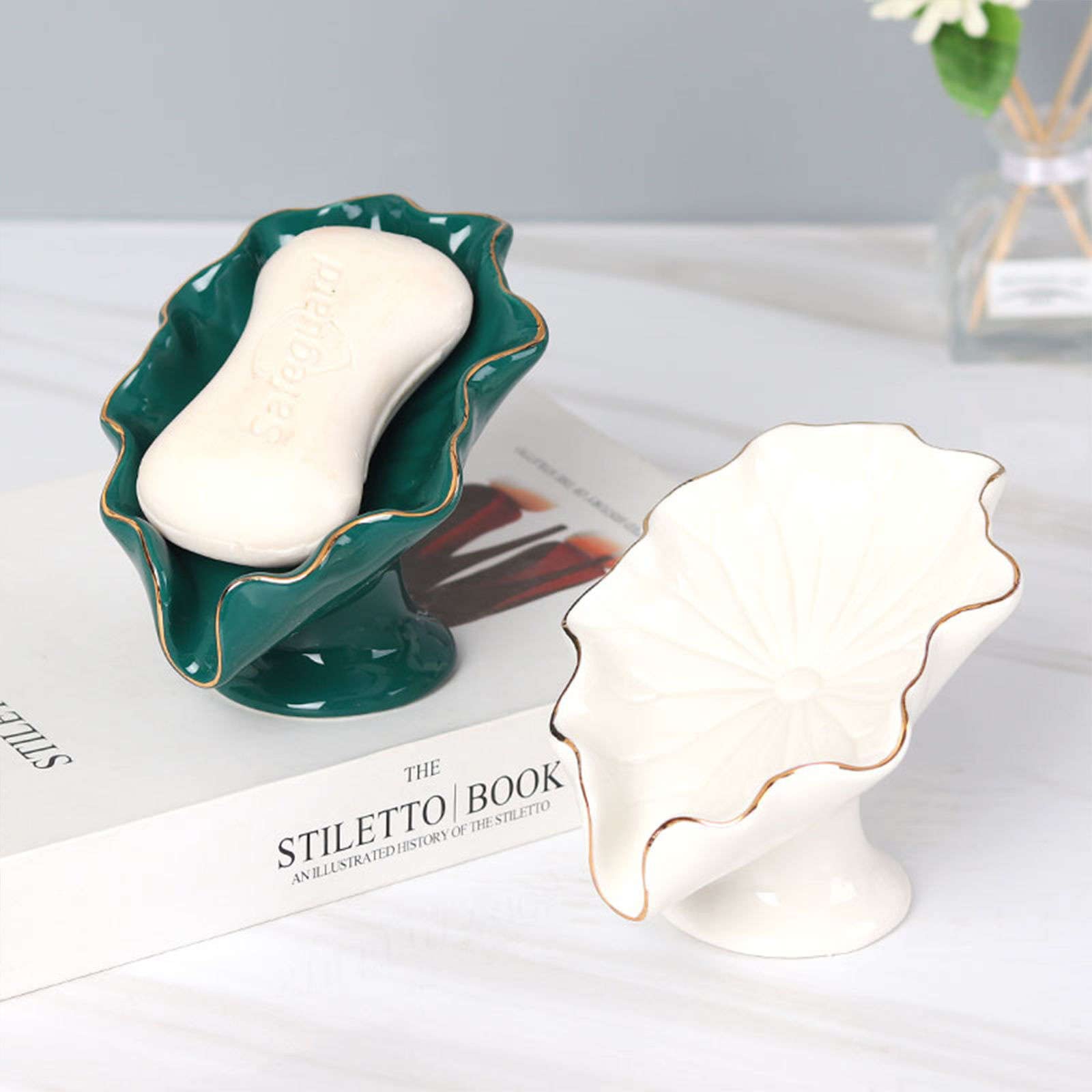 Jabonera, jabonera con tapa, jabonera, jabonera estilo hojas de arce europeas, jaboneras de cerámica for jabón en barra, jabonera de porcelana, bandeja de jabón, for decoración de baño, azul, 5.1 x 3.