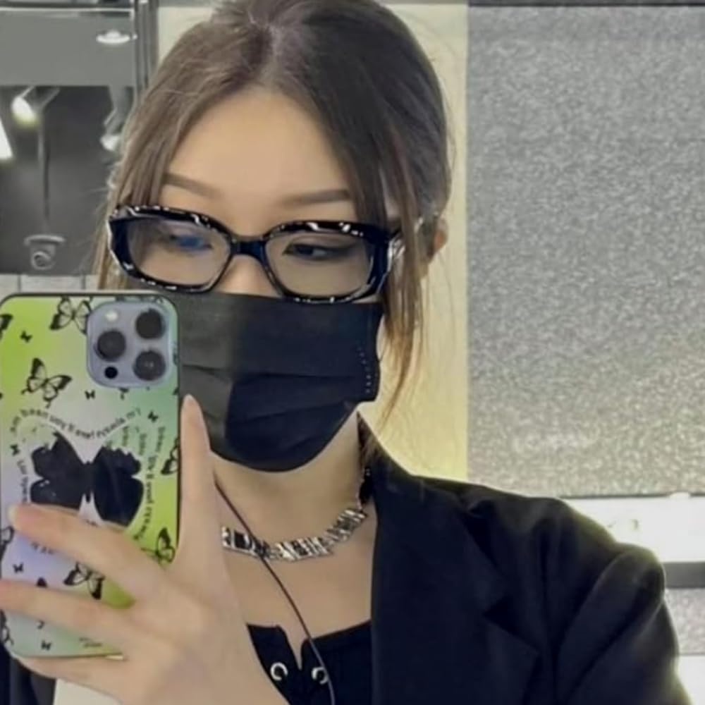 Retro 90’s Trendy Cool Luxury Rectangle Sunglasses for Women Men Sun Glasses Thick Square Plastic Frame UV 400 Protection Eye Glasses Black Clear Lens Shades Eyewear