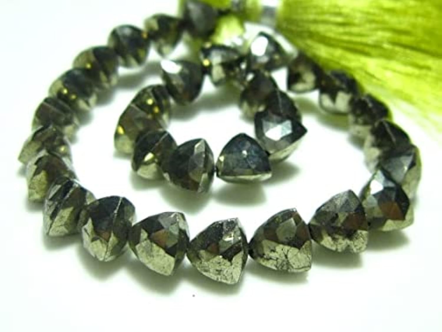 Pyrite briolette facettée AA résistant au ternissement pour bijoux durables