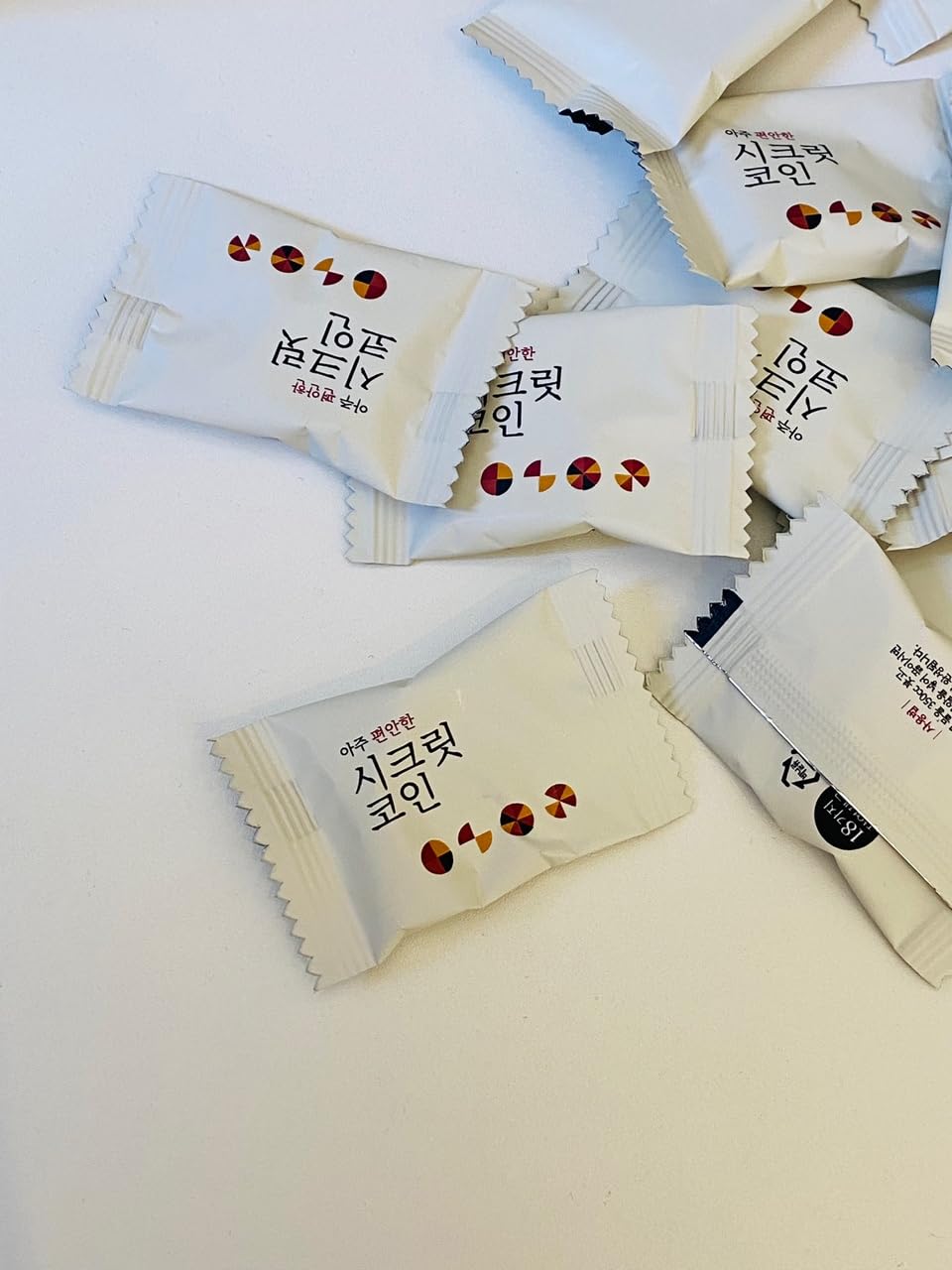 Secret Coin - Natural Multi-Ingredient Stock for Perfect Broth Made by  Carefully Selected 18 Natural Ingredients,Stock Cube 4g x 20 :  Amazon.co.uk: Grocery