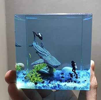 Amazon.co.jp: 手作り ダイバー ジンベイザメ フィギュア インテリア