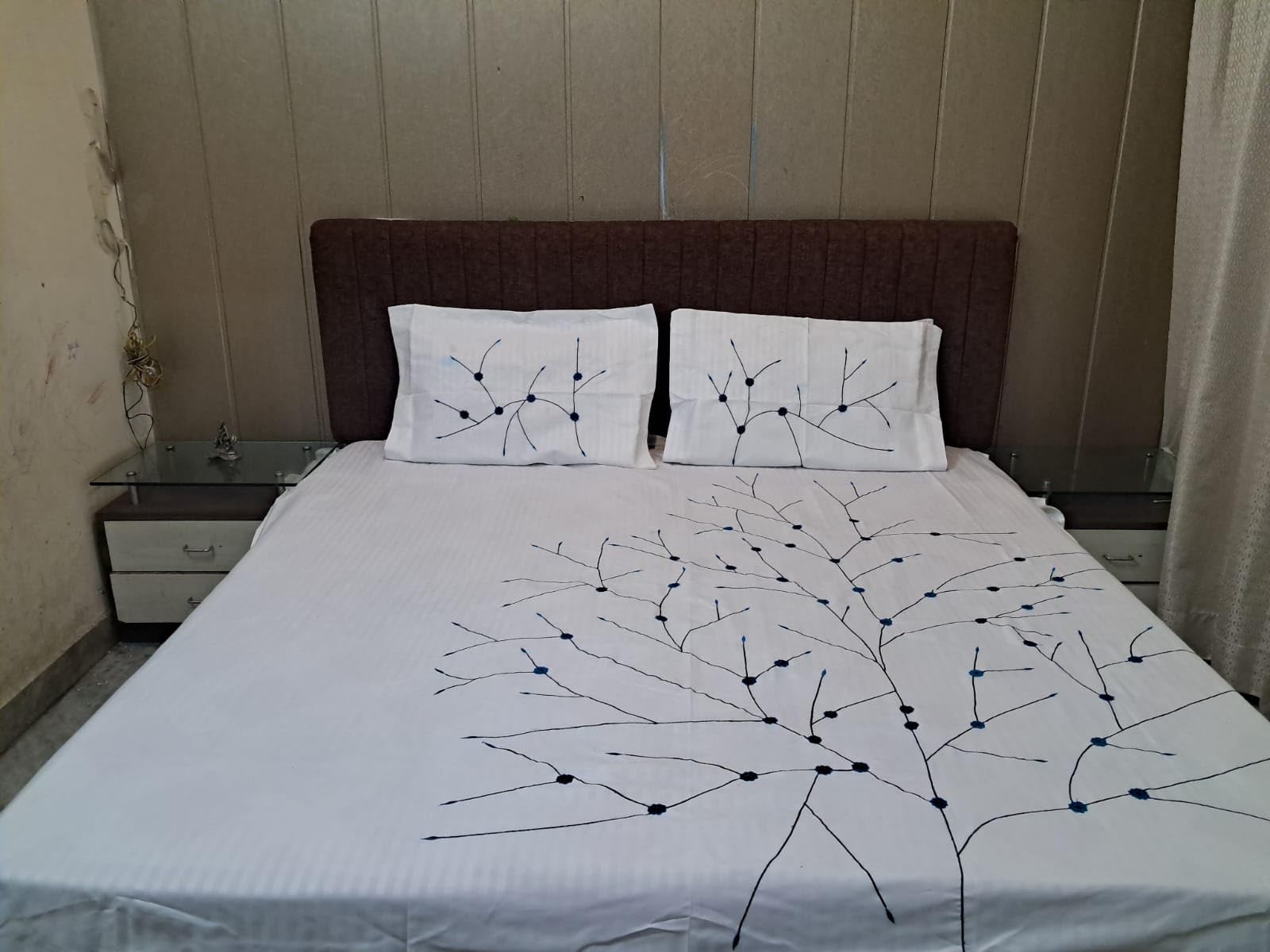 White bedsheet with Beautiful Twigs and Flowers Embroidered with Colourful Threads King Size Bedsheet with Two Pillow Cover 250 tc
