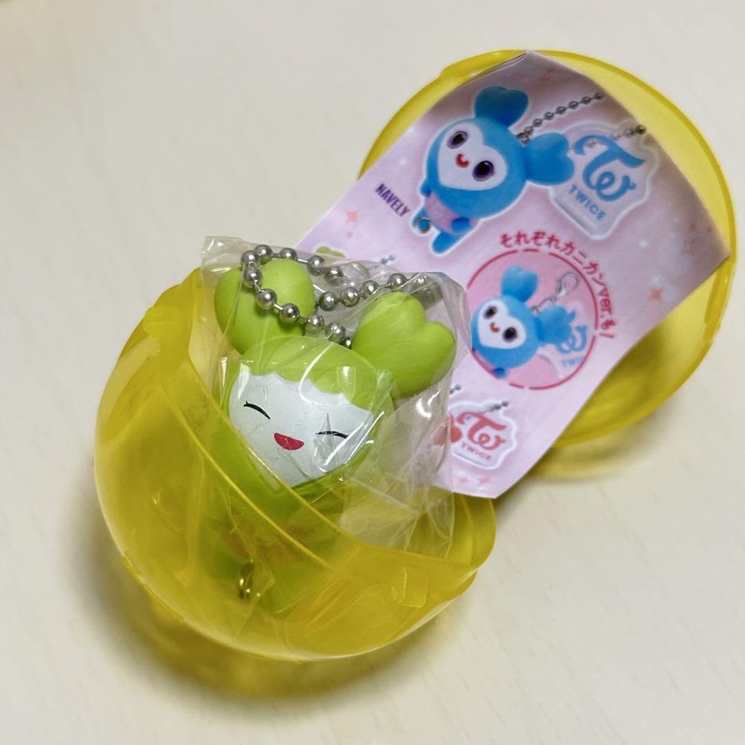 Amazon.co.jp: TWICE LOVELYS ガチャ ジョンヨン ジョンブリー : おもちゃ 