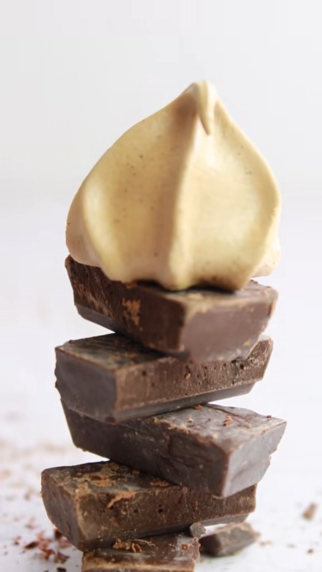 Amazon.com: Krunchy Melts –Original Meringue Cookies – Chocolate