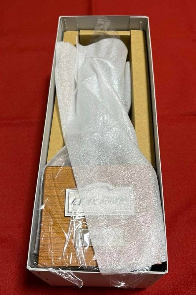 【非売品】創価学会 聖教新聞社 記念品 広布使者乃像 無冠の友 貴重品 レア 非売品】創価学会 聖教新聞社 記念品 広布使者乃像 無冠の友