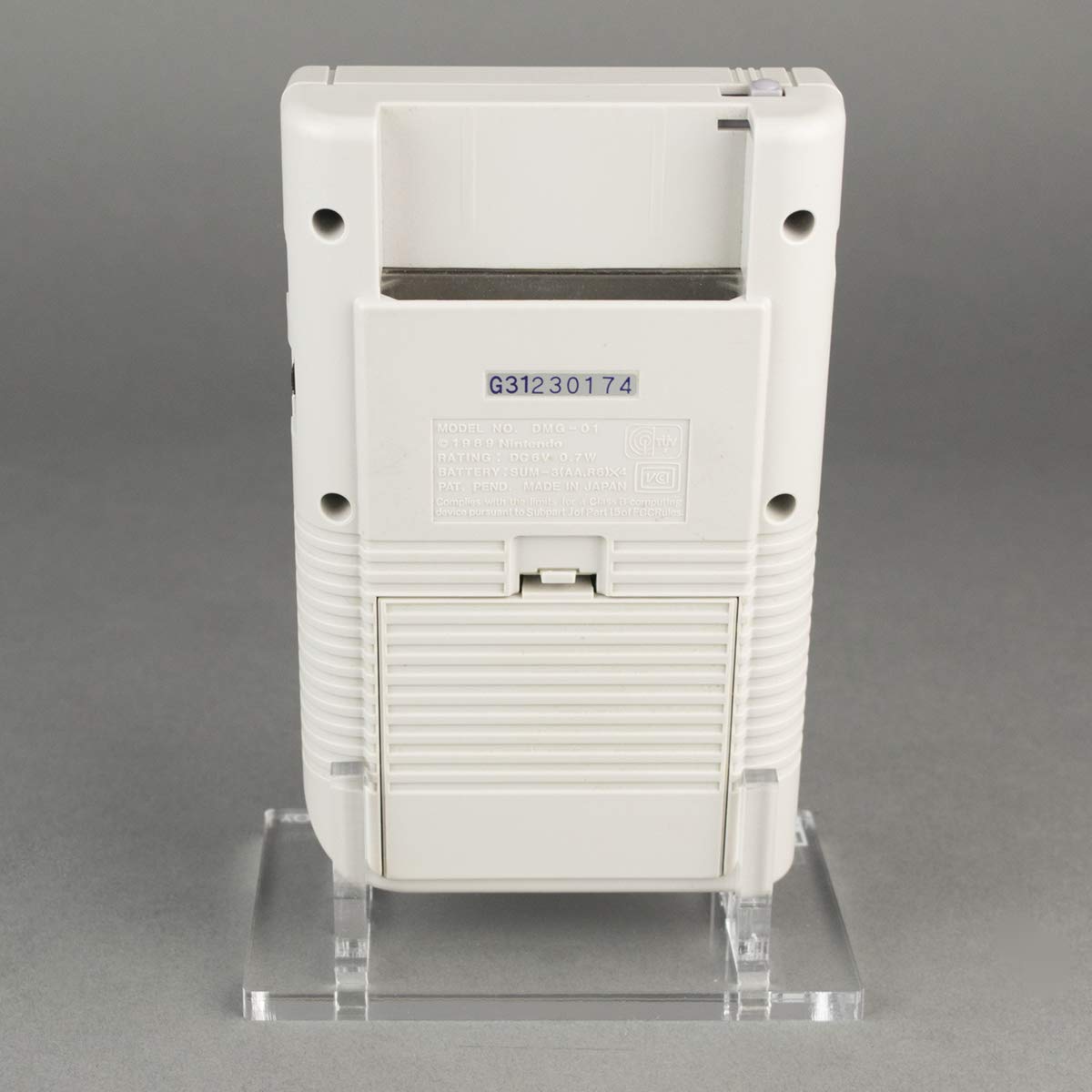 Display Stand for the Nintendo Original Game Boy DMG : Video Games
