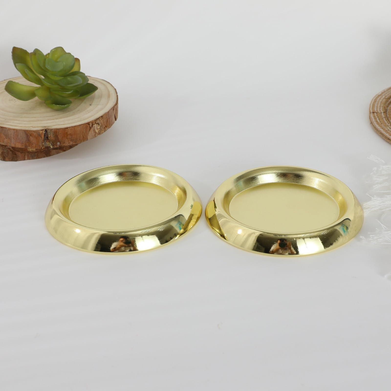 Świeczniki Prosta metalowa płyta podstawowa Świecznik Europejski Żelazny świecznik Domowy świecznik Ozdoby (kolor: złoty, rozmiar: 11,5 x 11,5 x 1,3 cm)