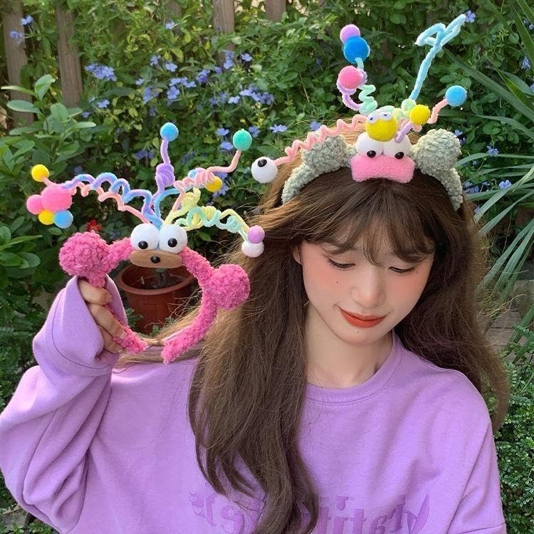 Amazon.co.jp: ピンク カチューシャ おもしろ カラフル ヘアフープ