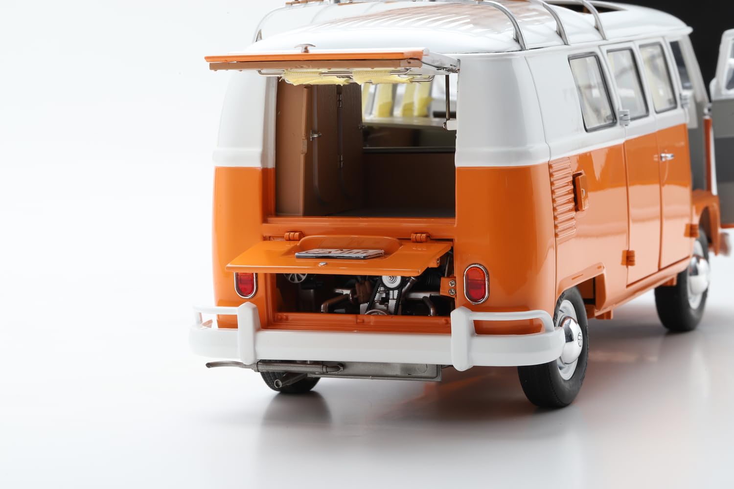 Schuco 1:18 VW T1 Samba 1962 Ora./Metallgrau DC - Hochwertiges Diecast Modellauto im Maßstab 1:18, Modellauto, 1:18, Auto, Sammlermodell